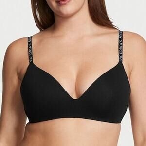 Victoria's Secret Black T-shirt Lightly Lined Wireless Bra Size 32DDD